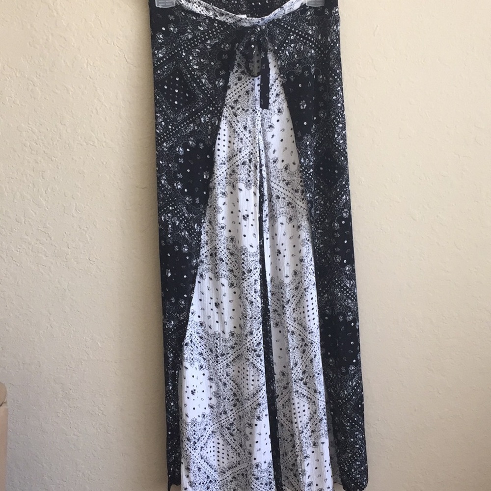 No Boundaries Bohemian pants